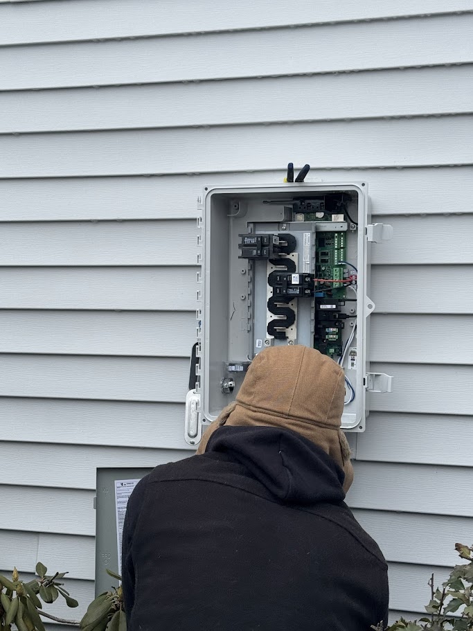 Schenectady’s Trusted Solar Installer – Lower Your National Grid Bill with Mike the Solar Guy & Plug PV